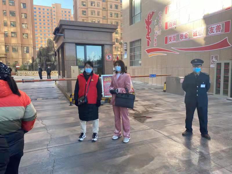 甘州区纪委监委机关女干部积极投身抗疫工作