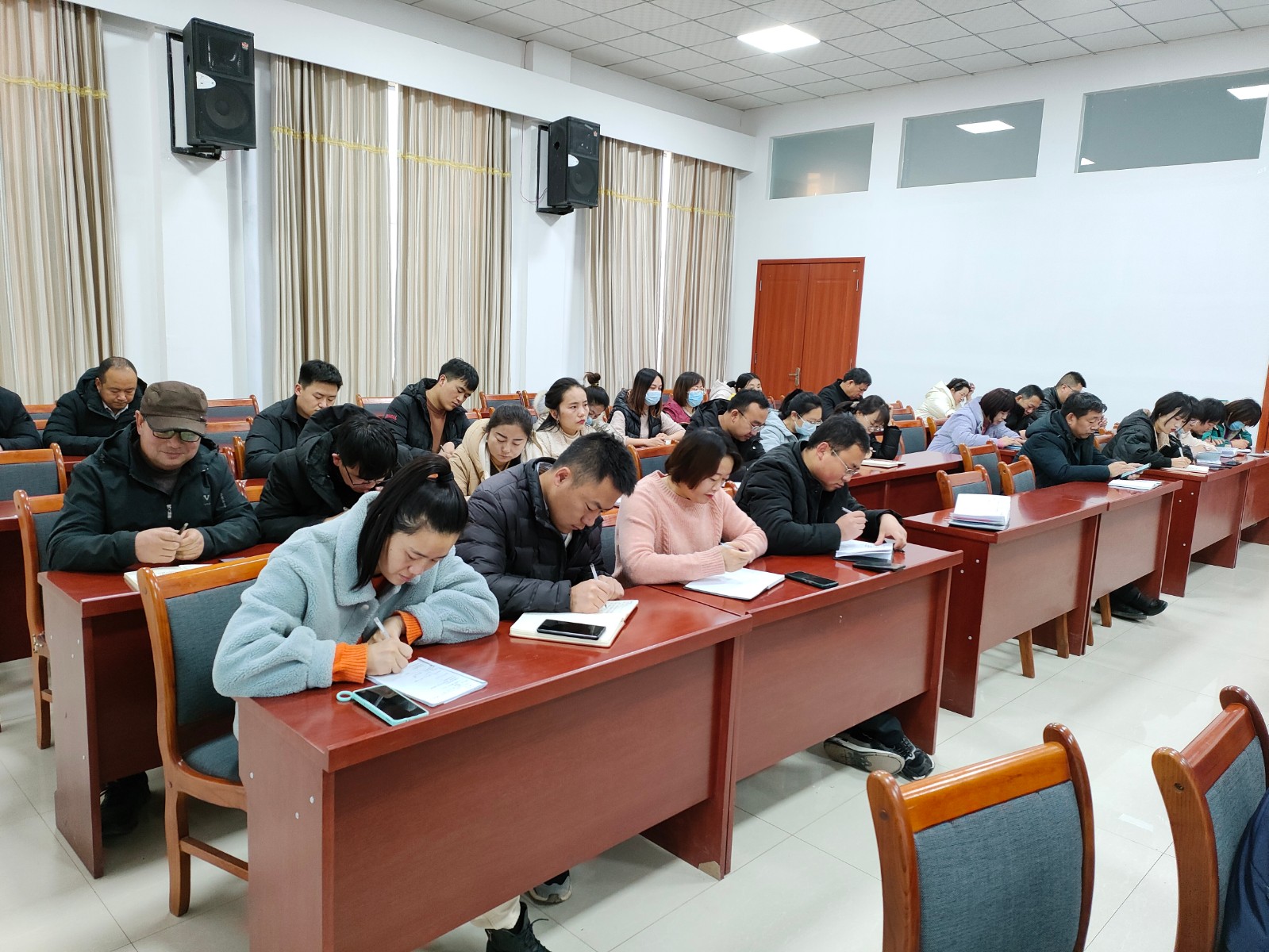 甘浚镇：强化节前廉政教育 筑牢节日廉洁防线