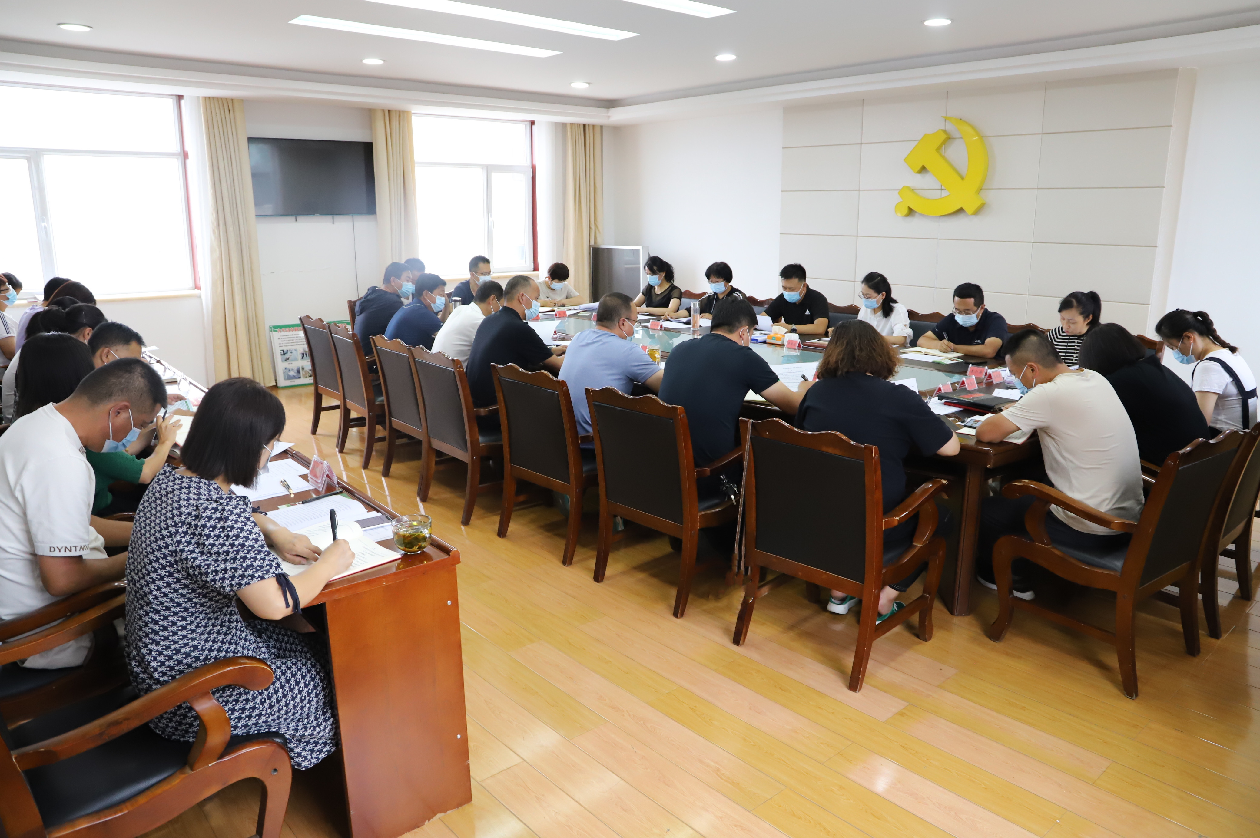 【清廉单元】火车站街道学习贯彻《甘肃省关于规范村（社区）党组织和群众性自治组织中从事管理人员处分处理决定执行的工作办法（试行）》