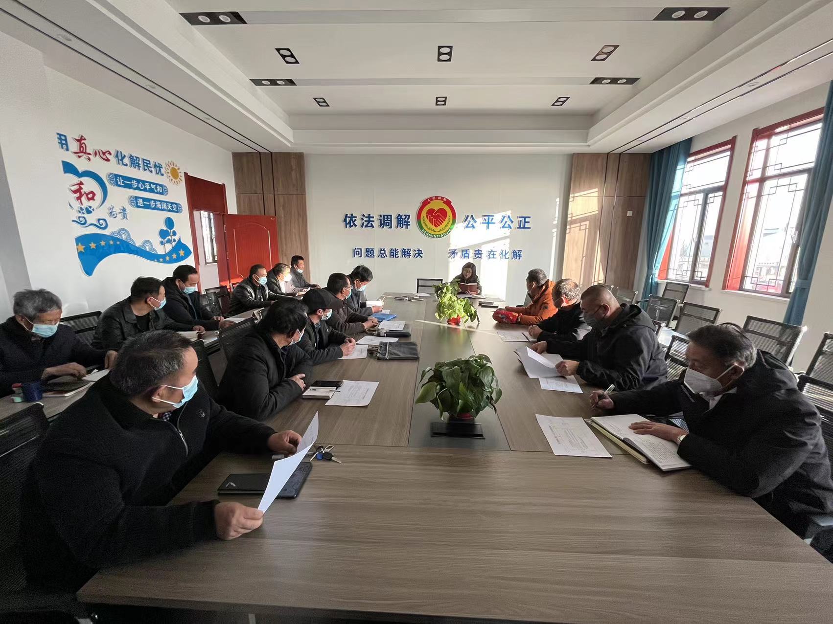 甘浚镇纪委召开村务监督委员会主任工作例会 