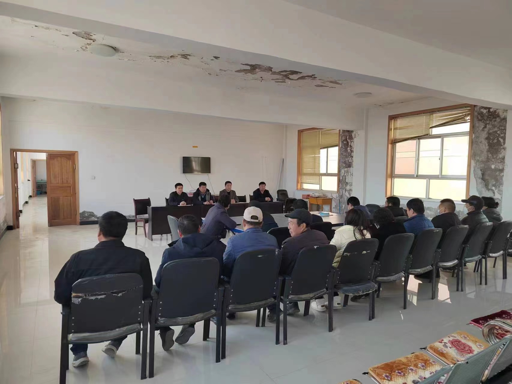 乌江镇各村召开党风廉政建设会议