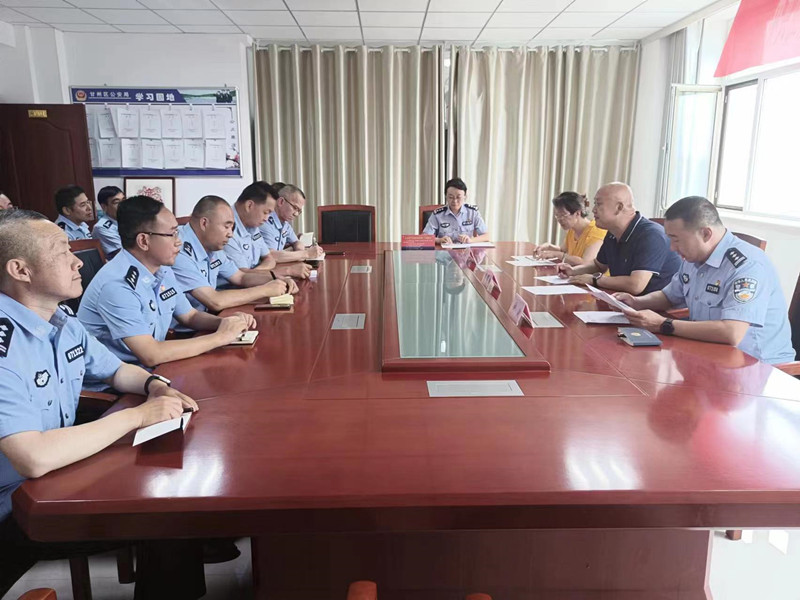 张掖市公安局甘州分局召开严禁违规操办"升学宴”廉政谈话会