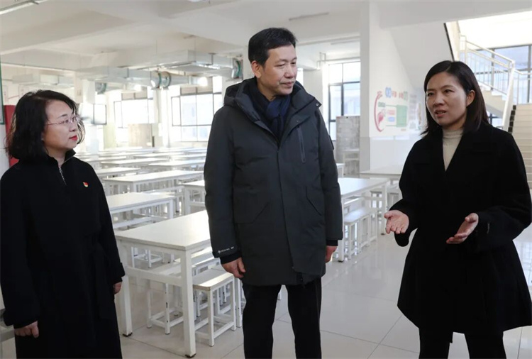 靳国卫在庆阳市调研纪检监察工作