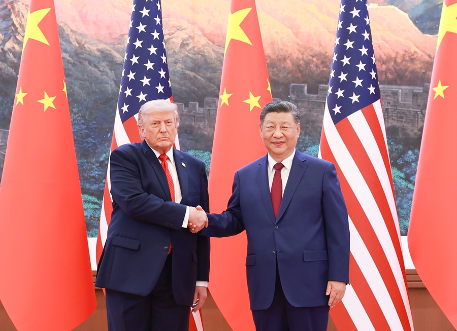 习近平同美国总统特朗普会谈 习近平同美国总统特朗普会谈